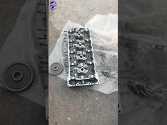 ミツビシ 4M50 エンジンのシリンダーヘッド