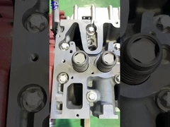 ボルボエンジンのシリンダーブロックとシリンダーヘッド (1)